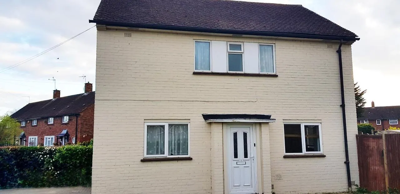 1Fg Dreams Unlimited Serviced Accommodation- Staines - Heathrow Stanwell